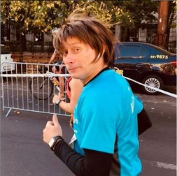 Marius Manole se menține în formă alergând la maratoane