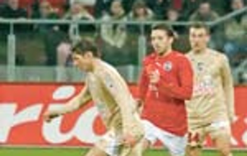 Aclamat de tot stadionul