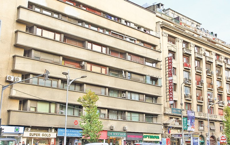 Aceste 20 de clădiri din Capitală sunt pericol public. La un cutremur puternic se prăbuşesc! FOTO