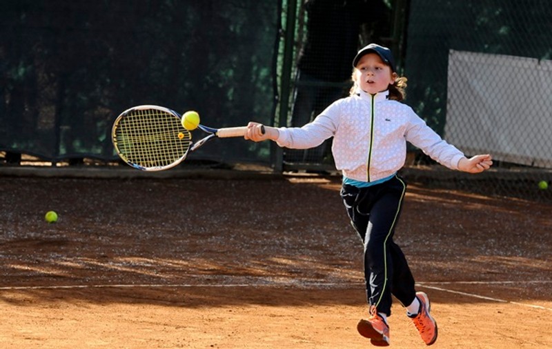 Puștiul-minune Yannick Alexandrescu, finală cu ghinion la turneul de tenis ”Lemon Bowl” din Italia