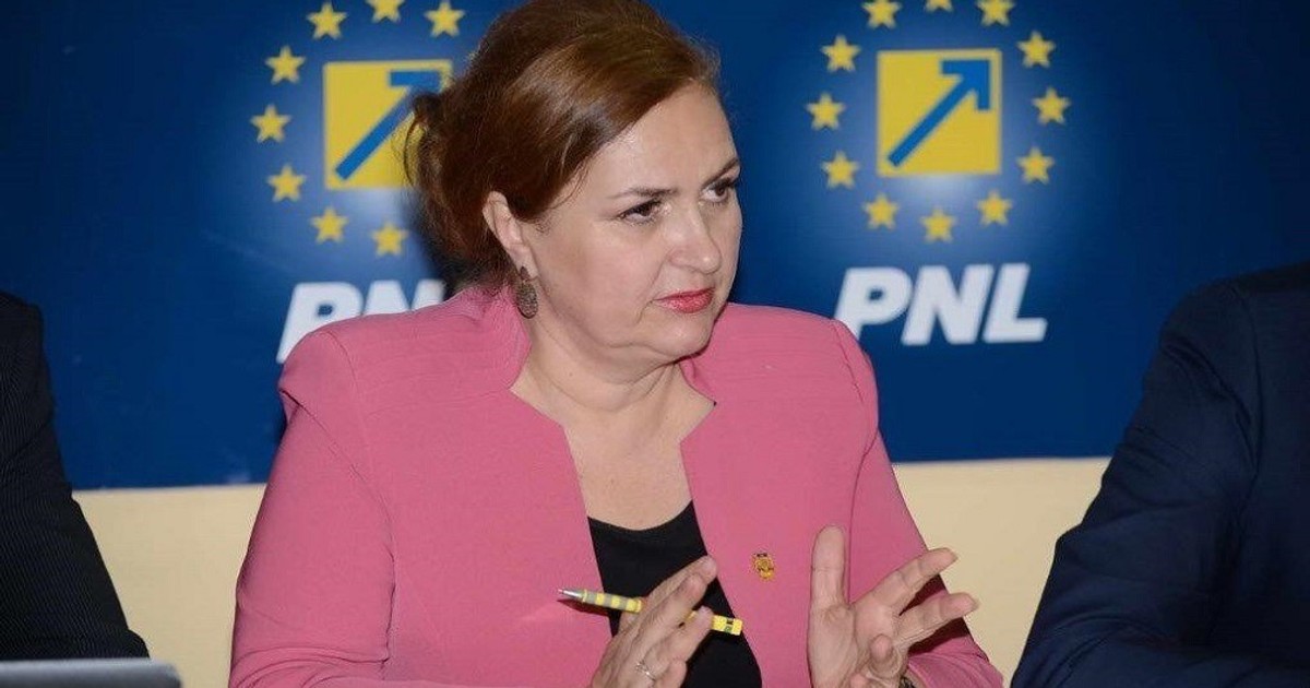 Carmen Eleonora Hărău a votat împotriva guvernului FOTO: Facebook