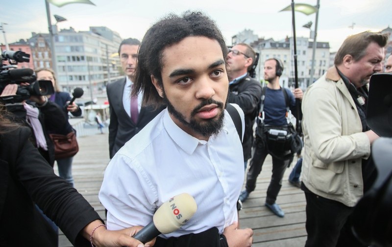 Un belgian închis în Siria de o grupare teroristă islamică a scăpat și își clădește o nouă viață cântând rap
