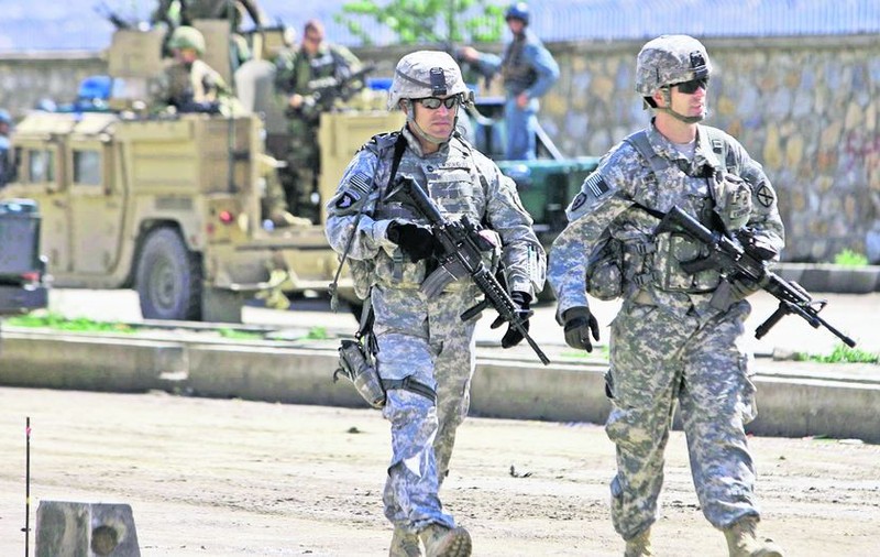 Au căutat americanii două OZN-uri în Irak?