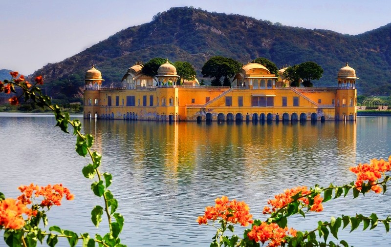 (P) Periplu exotic spre centrul civilizație hinduse, în India
