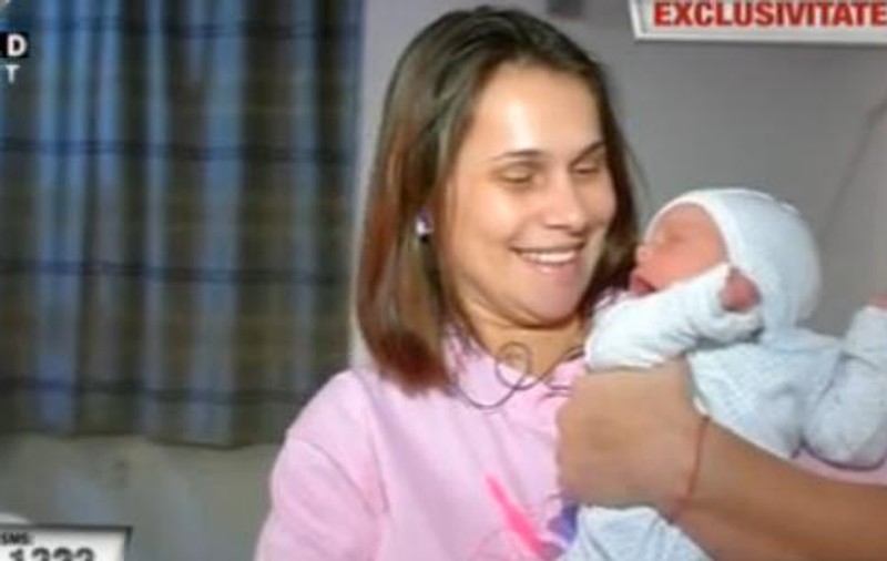 Iată PRIMELE IMAGINI cu copilul Laviniei Miloşovici! FOTO