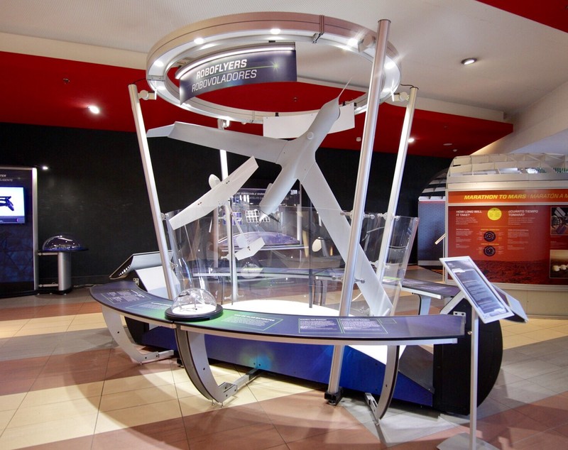 Above and Beyond, expoziția aeronautică și aerospațială din București realizată în colaborare cu NASA