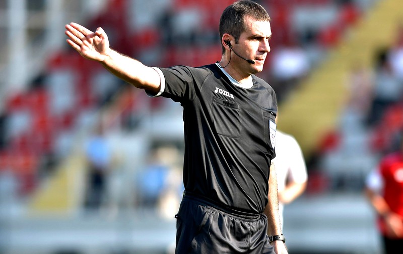”Măcelul ăsta e momentul în care să răsturnăm paharul”. Acuze grave la adresa arbitrului-polițist George Rădulescu, cel care a avantajat clar Dinamo în meciul cu FC Botoșani