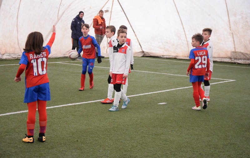 Antrenori trecuți pe la Barcelona caută fotbaliști talentați în România. Atletico Madrid și Juventus Torino au deschis deja academii în București