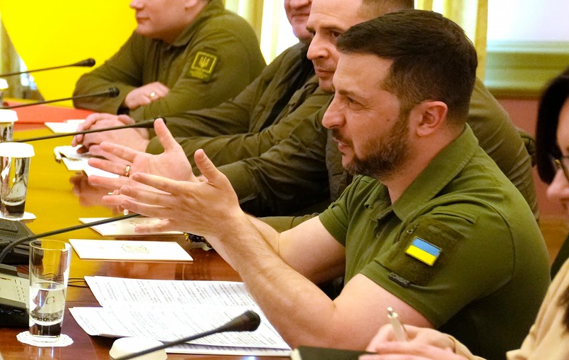 Zelenski păstrează discreția în privința contraofensivei Ucrainei, dar spune că generalii săi sunt mulțumiți: „Transmiteți-i asta lui Putin”