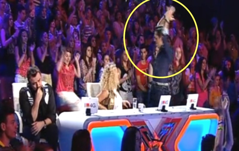 Ştefan Bănică Jr, GEST INCONTROLABIL LA X FACTOR! Uite ce a făcut după evoluţia unui concurent | VIDEO
