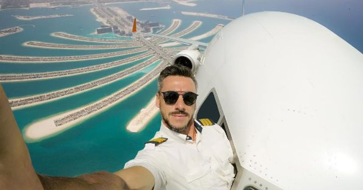 Pilot, selfie la înălțime