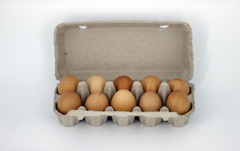 Cum deosebești ouăle proaspete de ouăle vechi. Ai nevoie de doar două ingrediente