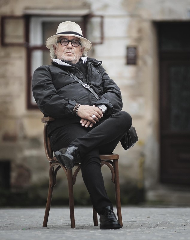 REPORTAJ/ Ovidiu Lipan Ţăndărică, omul-poveste, despre ”închisoarea din libertate” şi ”colivia de aur”: ”Nu am regrete. Cred că mă voi duce zâmbind”