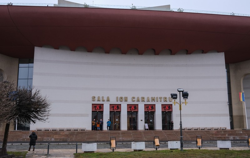 Ministrul Culturii trimite corpul de control la Teatrul Național București, în scandalul „fițuicii extremiste” distribuite spectatorilor