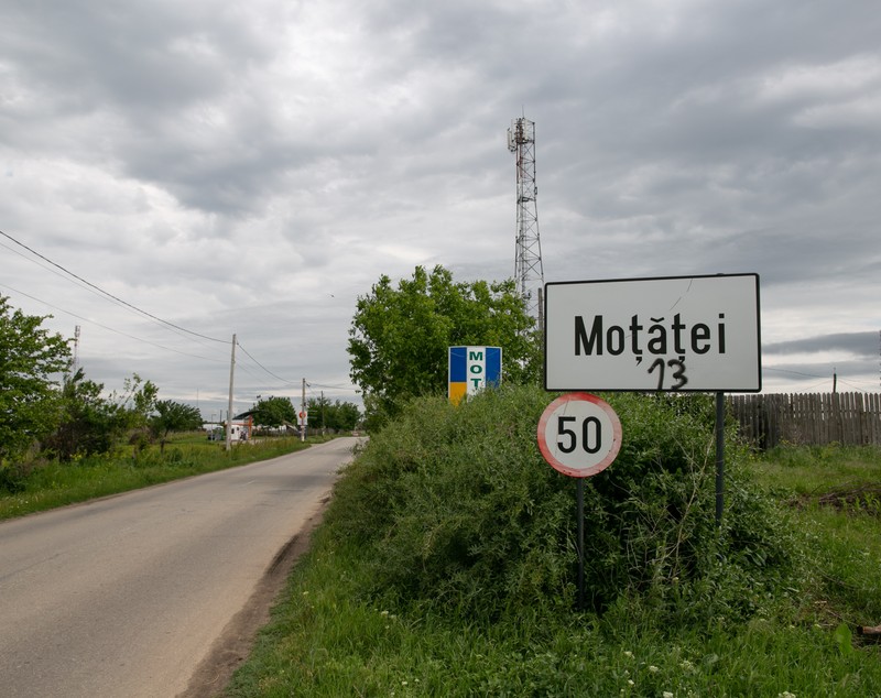 Libertatea a intrat în casa din Moțăței a lui Ștefan Iovan, primul român care a ridicat Cupa Campionilor Europeni. Aici s-a născut legenda! Tanti Lucreția, sora lui Fane: „Cine avea casă mai lângă cazanul cu țuică, făcea avere”