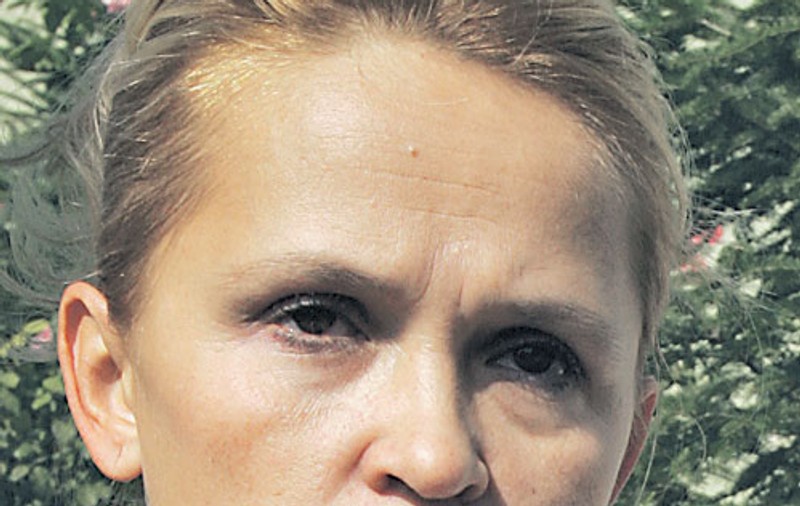 Exclusiv / Rămasă în Spania, Mariana Lăcătuş îi ţine pumnii soţului ei: «Sper să ia titlul»