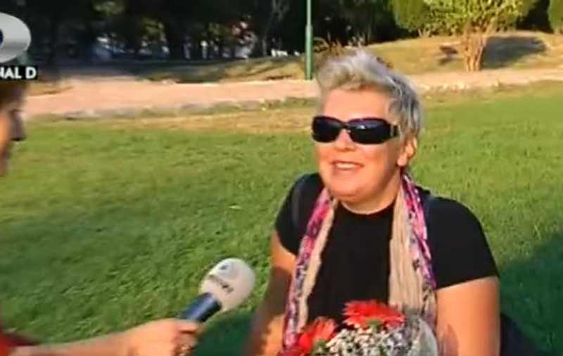 Vezi de ce a îmbrăţişat copacii Silvia Dumitrescu de ziua ei!