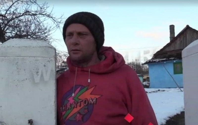 O femeie din Iași și-a prins iubitul în timp ce făcea amor cu amanta, lângă bunica de 96 de ani. Cum s-a răzbunat în fața bărbatului