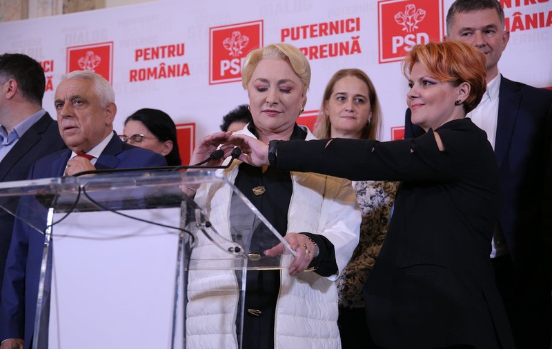 Culisele unei zile lungi la sediul de campanie al PSD și o victorie amară. Cine a stat lângă Dăncilă și cine a ”încins” telefoanele cu primarii