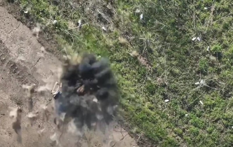 Video cu drone ucrainene care vânează drone rusești, pe frontul din Donețk: „Lovituri de precizie”