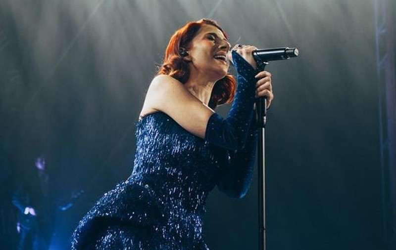 Cum a apărut Lidia Buble pe scena de la Sala Palatului din București: „A meritat”. Andreea Esca i-a fost alături