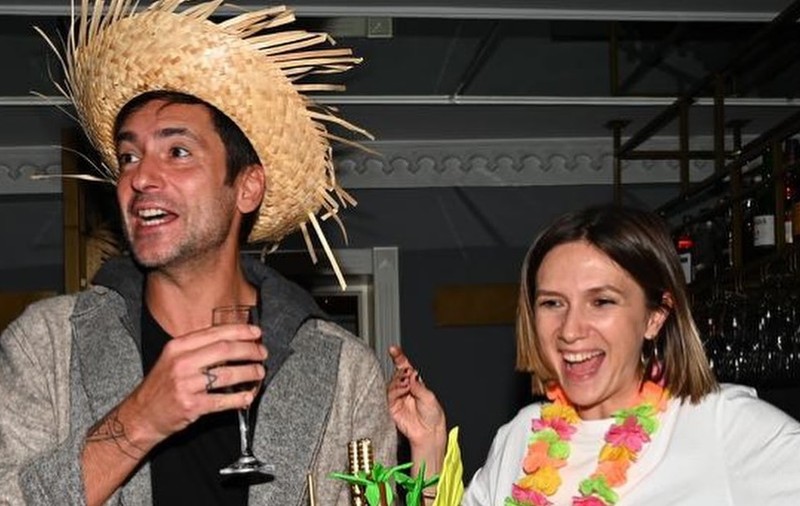 Radu Vâlcan, surprins de Adela Popescu cu o petrecere de ziua lui de naștere: „Mi-a pregătit o surpriză pe care nu mi-o doream”. A împlinit 46 de ani