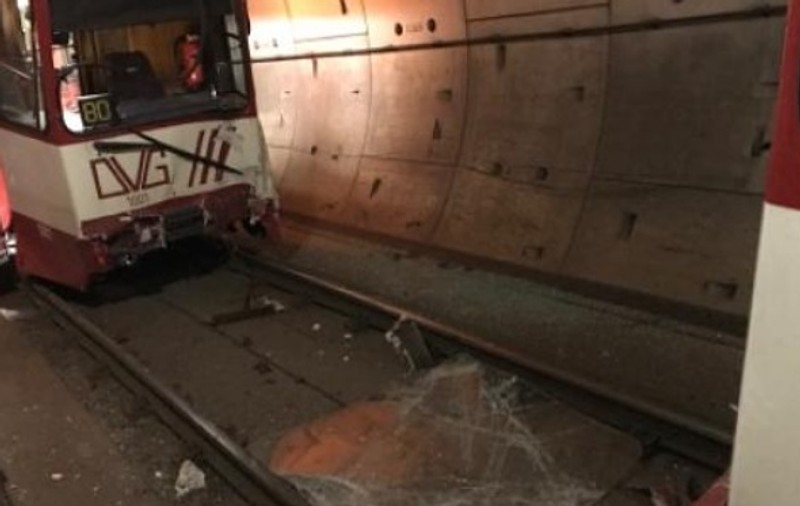 Două metrouri s-au ciocnit în Duisburg, Germania