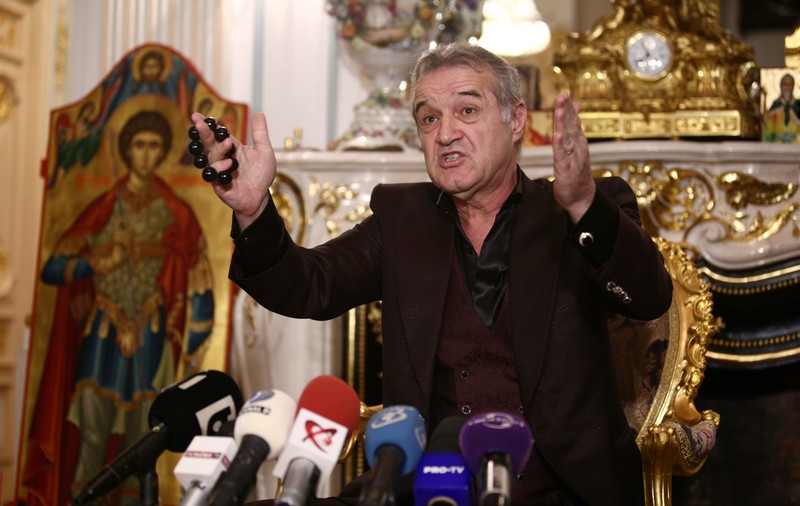 Gigi Becali, sponsor pentru CSA Steaua! ”Am vrut să le plătesc eu Arena Națională”. Reacția ”militarilor”: ”Să-și vadă de echipa lui!”