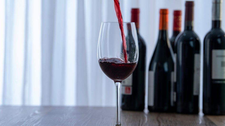 Cum păstrezi sticla de vin după ce ai deschis-o