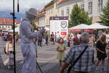 Unii dintre artiștii stradali revin la festival an de an. Foto: Vlad Chirea / Libertatea