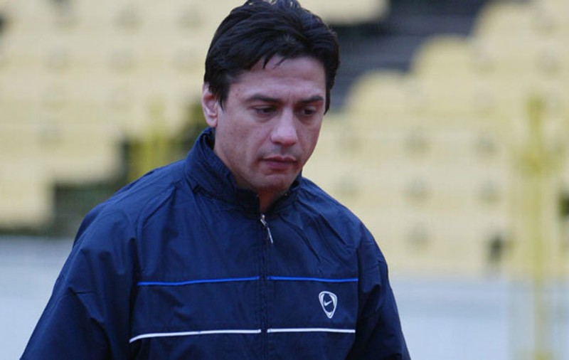 Situație de ”Cacao”! Omul care se tot ia de Gică Hagi și de Florin Răducioiu nu este bun de nimic! ^Se visează mare antrenor, dar n-a luat nici examenul pentru a deveni observator de joc