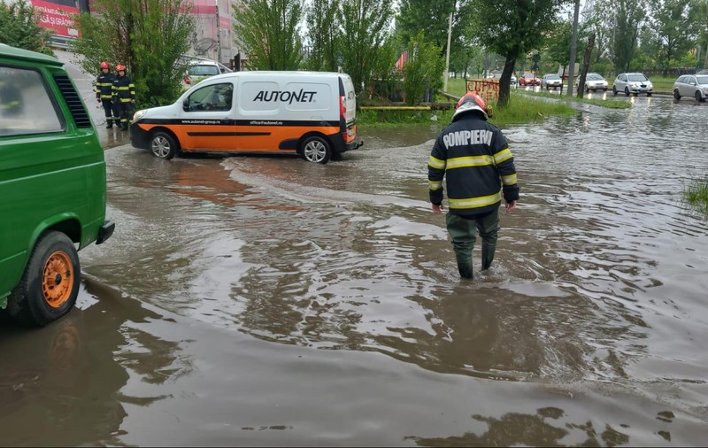 Cod roșu de inundații extins și în Iași, și în Botoșani. A fost trimis un mesaj RO-ALERT la primele ore ale dimineții