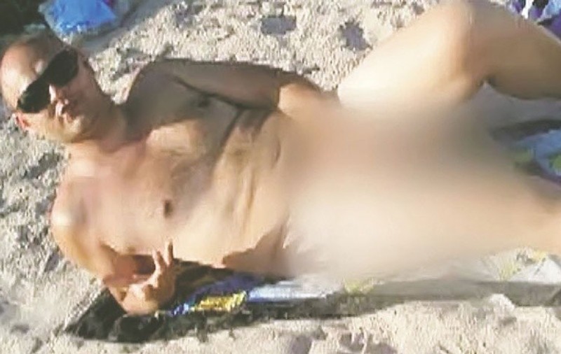 Politicianul nudist, exclus din PSD?