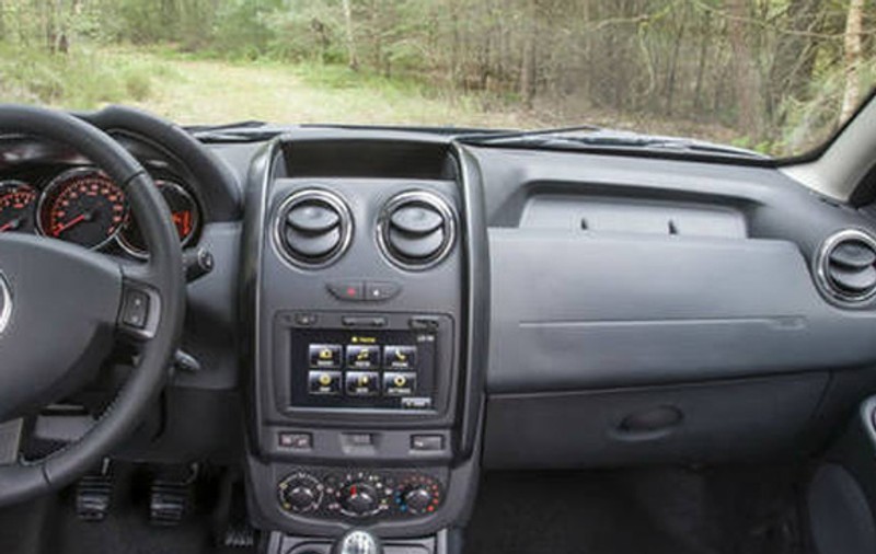 Află de la ce model a ”furat” noul Duster interiorul