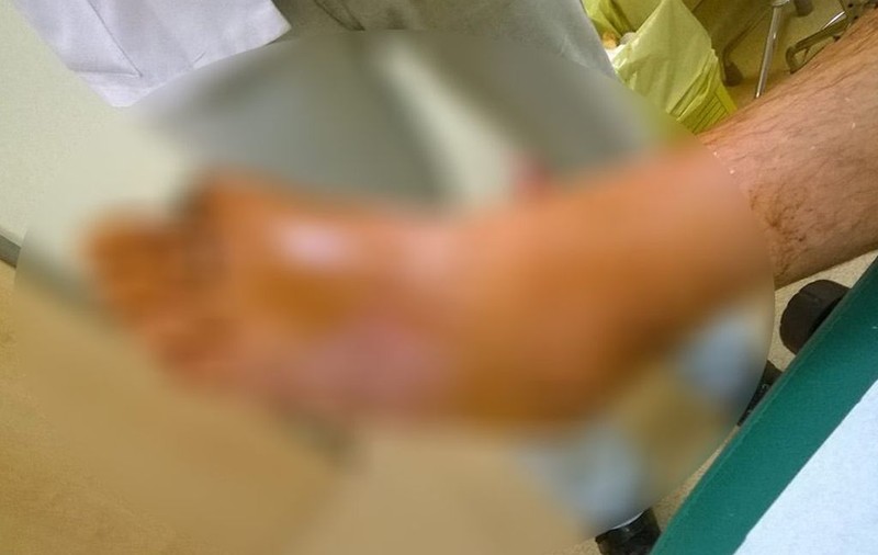 Incident şocant la Iaşi! Patru prieteni s-au mutilat cu cazmaua. Poliţiştii i-au găsit într-o baltă de sânge