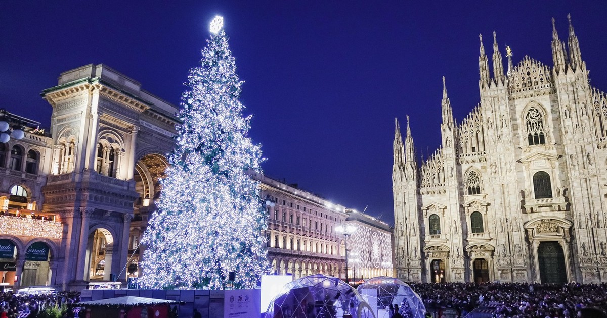 A moment of the lighting ceremony of the Christmas tree of the Olympic and Paralympic Games takes place in Piazza Duomo in Milan, Italy, on December 7, 2024 .
