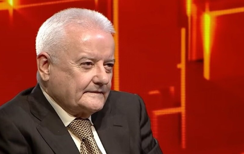 Surpriza primită de Irinel Columbeanu din partea Monicăi Gabor și a fiicei lor, de ziua lui de naștere. „Eu țin legătura cu ele”