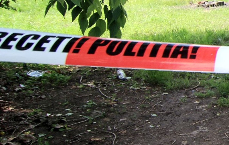 Bărbat din Botoșani, mort după priveghi. A căzut în șant, de la băutură. Ce au găsit polițiștii