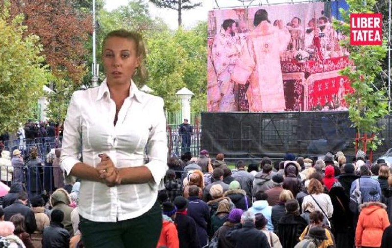 Alina Plugaru: "Sunt o fire credincioasă. Vă sfătuiesc să mergeţi la biserică"