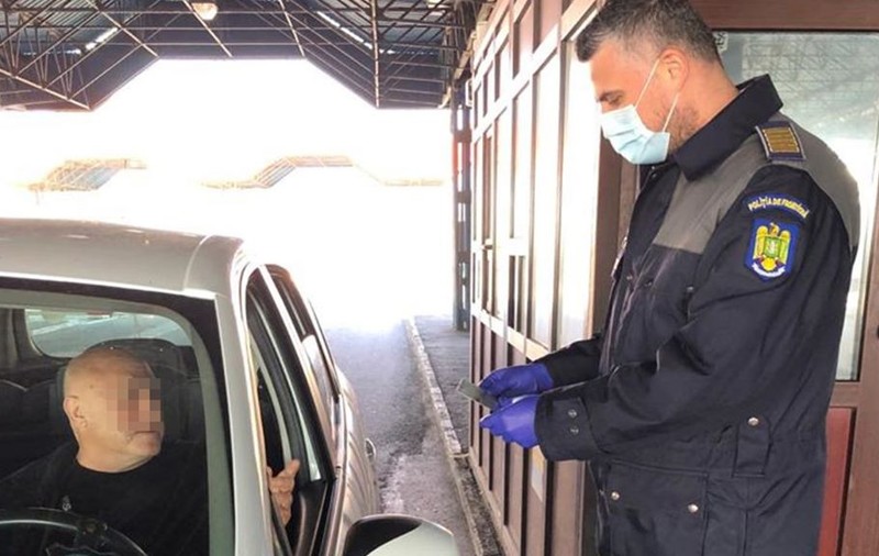 Zece puncte de trecere a frontierei se deschid la granița româno-ungară de joi dimineaţa