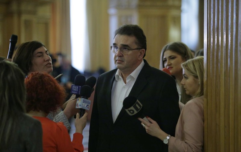 ANI verifică averea lui Marian Oprișan, după ce a susținut că bolidul pe care îl conduce acum e cumpărat de mama sa