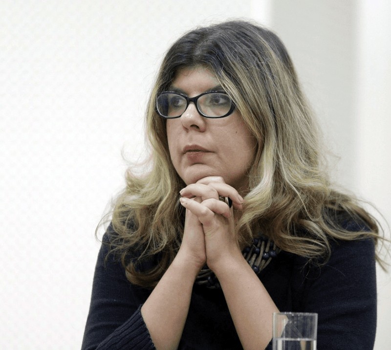 Iulia Popovici, critic de teatru