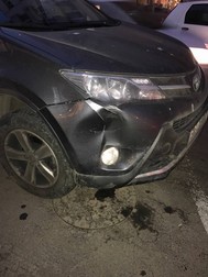 Mașina lui chef Florin Dumitrescu a fost lovită în parcare
