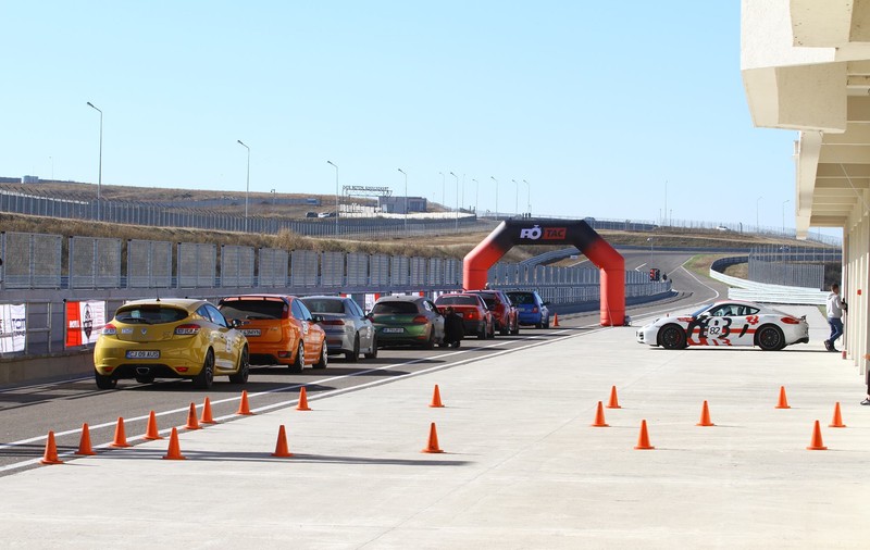 A fost inaugurat cel mai mare circuit din România. Cât a costat Transilvania Motor Ring