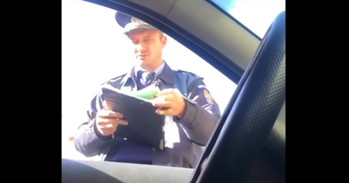 Un polițist din Neamț s-a folosit de funcție pentru a-și șicana fosta soție! Pentru ce i-a dat amendă