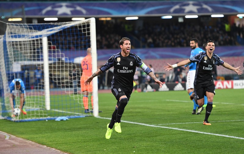 Liga Campionilor, ”optimi”, retur. Azi, Arsenal - Bayern 1-5. Bavarezii i-au ”ciuruit” pe ”tunari”! Napoli - Real 1-3. Eroul Sergio Ramos | VIDEO