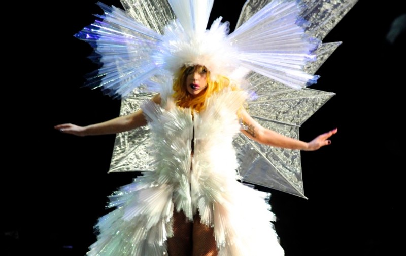 Lady GaGa ţine dietă cu tofu, curcan şi lapte de cocos