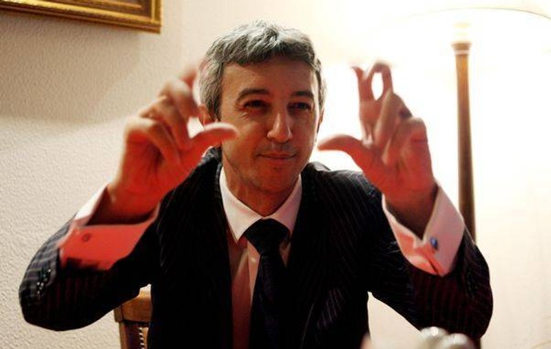 Cum se caracterizează Dan Diaconescu? ”Sunt ȘTIRB și URÂȚEL”