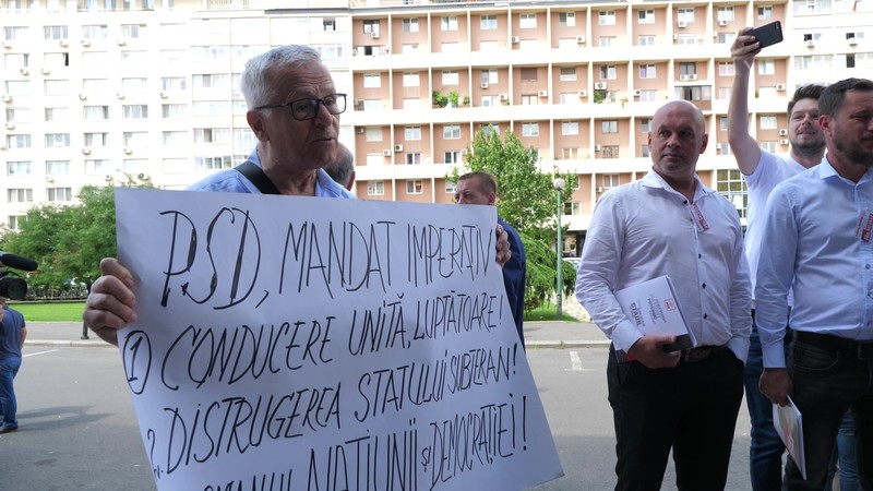 Un membru PSD cere noii conduceri să distrugă „statul subteran"