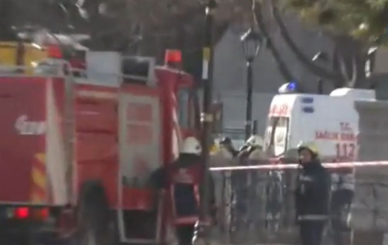 Doi morți în explozia unei mașini la Tripoli, aproape de ambasada Italiei